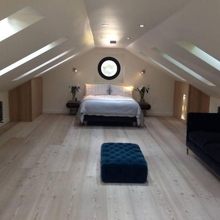 Luxury Coach House Next To Woodland In Knutsford Villa Dış mekan fotoğraf