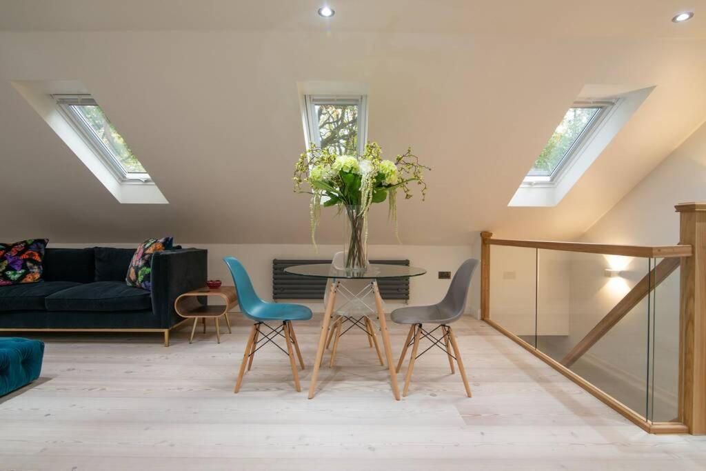 Luxury Coach House Next To Woodland In Knutsford Villa Dış mekan fotoğraf