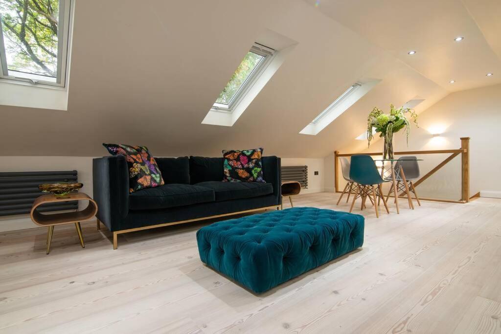 Luxury Coach House Next To Woodland In Knutsford Villa Dış mekan fotoğraf