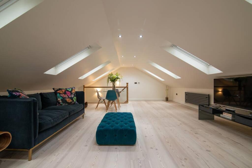 Luxury Coach House Next To Woodland In Knutsford Villa Dış mekan fotoğraf